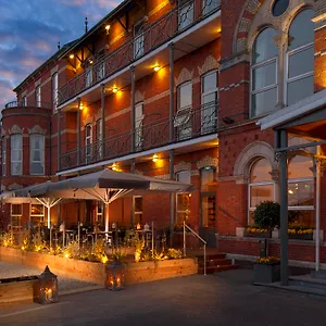 Hotel The Address